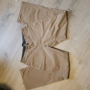 Kuhl pants size 6 regular